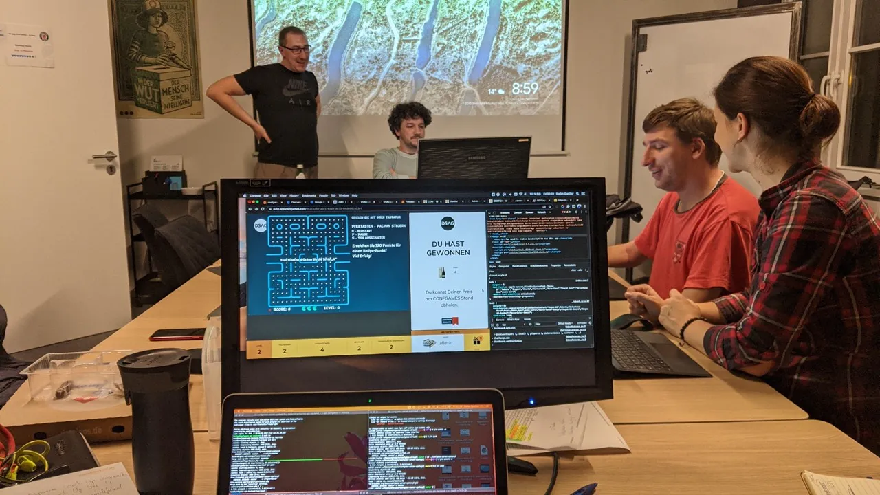CONFGAMES Hackingsession